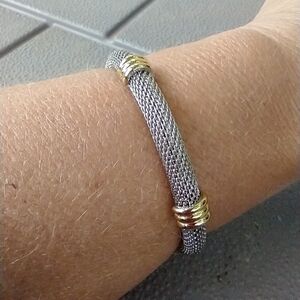 Women's mesh magnetic chain bracelet.